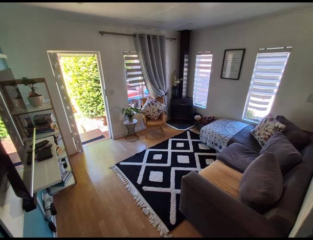 3 BEDROOM HOUSE FOR SALE IN MONDEOR